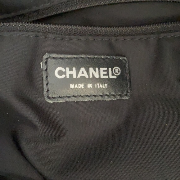 Chanel Travel Line Tote - Picture 10 of 10